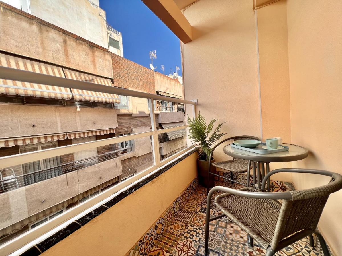 Downtown Apartment By United Renters Alicante Zewnętrze zdjęcie